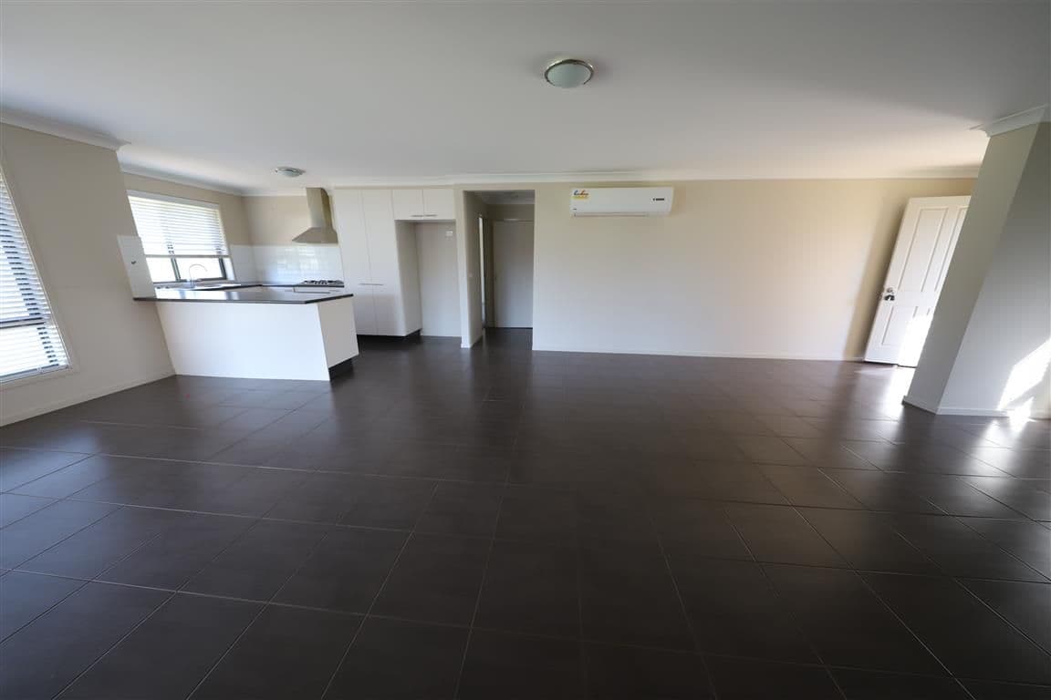 7 Banjo Paterson Place, Gundagai - Thumbnail 4
