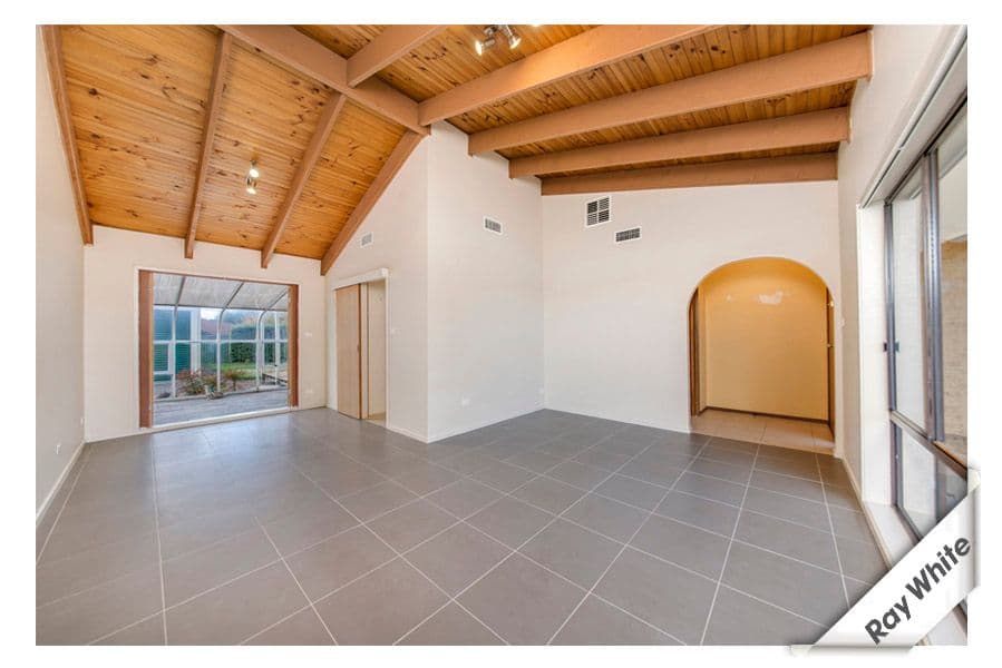 68 Herron Crescent, LATHAM ACT 2615, Latham - Thumbnail 2