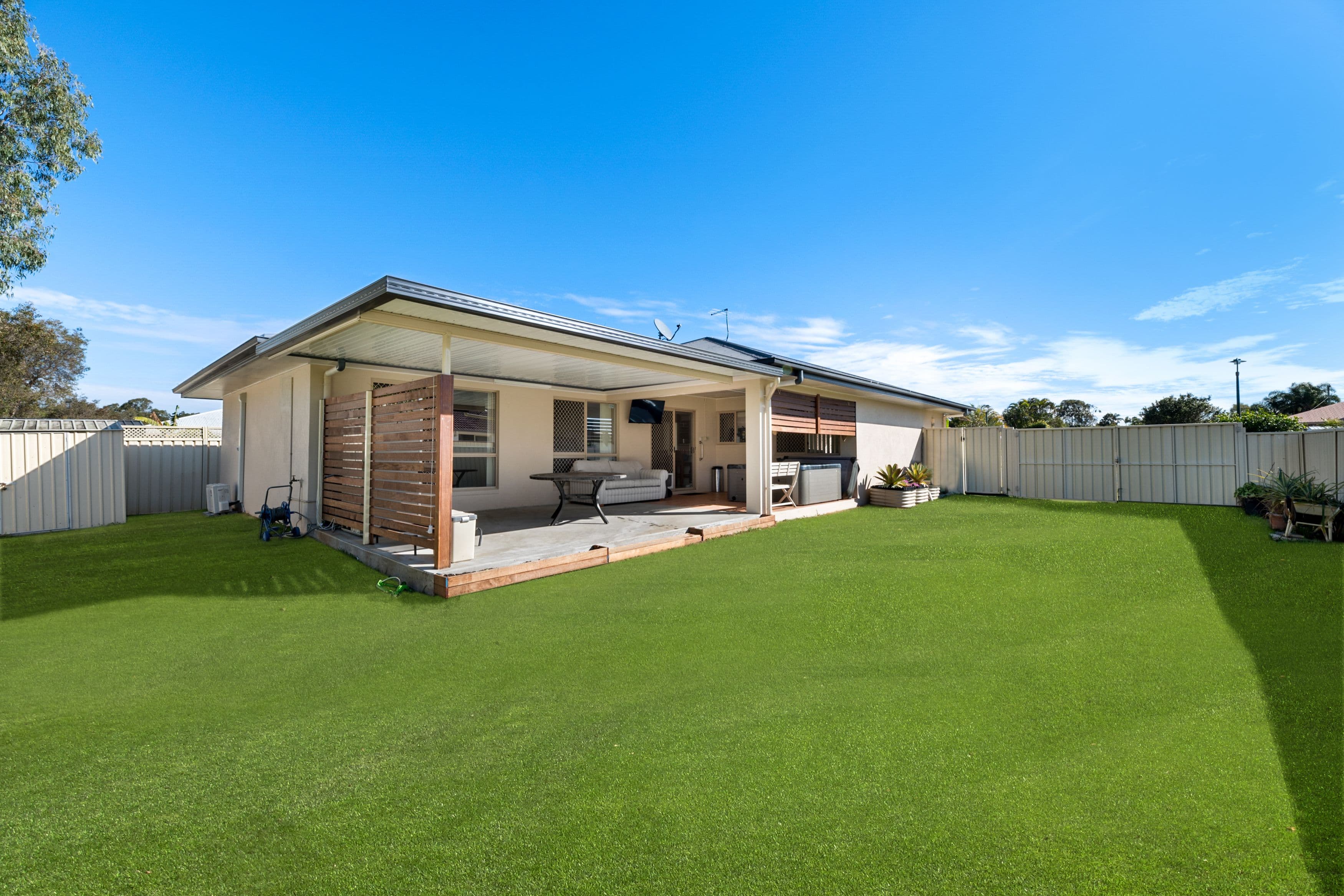 11 Breakwater Court, Deception Bay QLD 4508, Deception Bay - Thumbnail 2