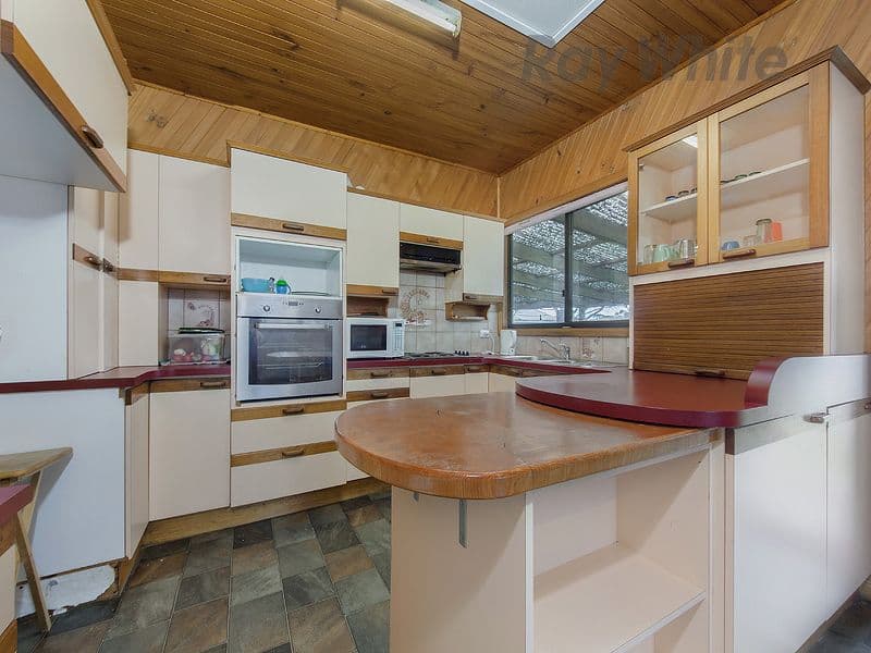 19 Huddersfield Road, Deer Park VIC 3023, Deer Park - Thumbnail 3