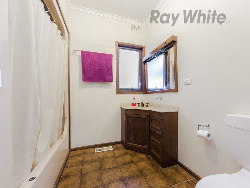 19 Huddersfield Road, Deer Park VIC 3023, Deer Park - Thumbnail 5