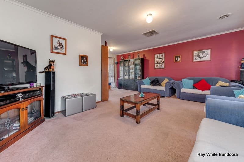 4 Layton Place, MILL PARK VIC 3082, Mill Park - Thumbnail 3