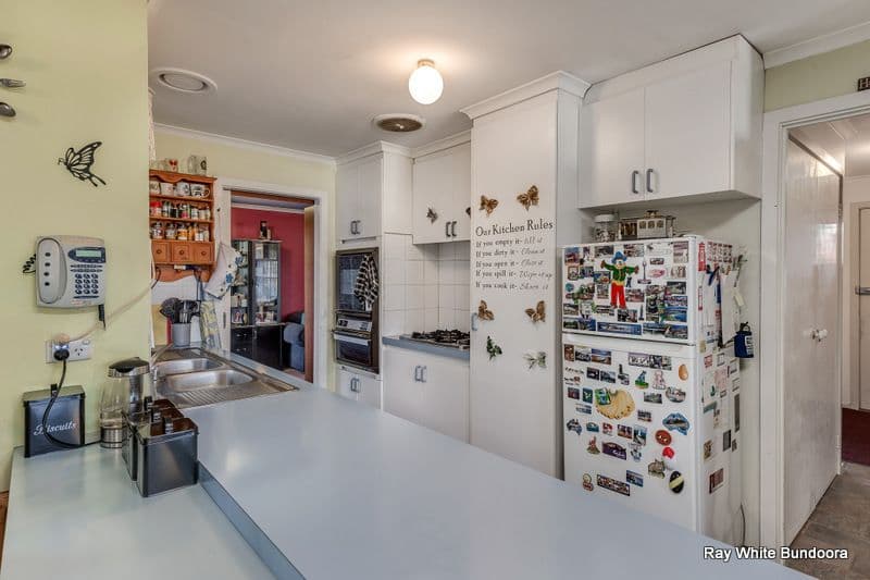 4 Layton Place, MILL PARK VIC 3082, Mill Park - Thumbnail 5
