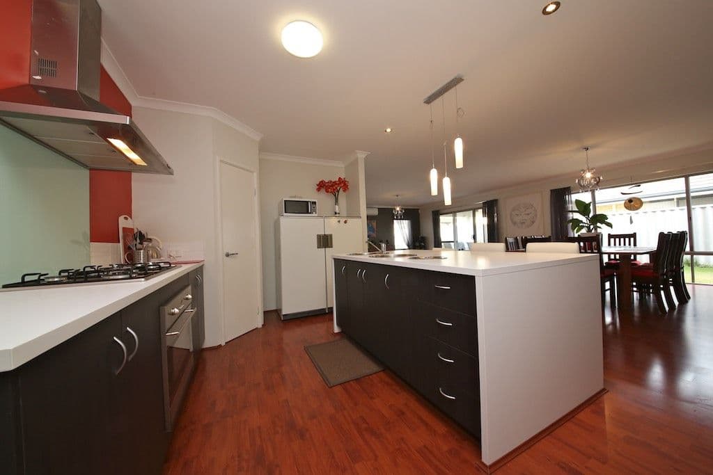 19 Driftwood Way, BEECHBORO WA 6063, Beechboro - Thumbnail 3