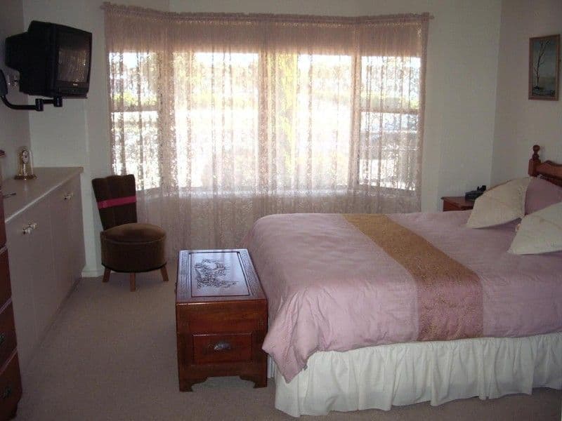 70 Cannawigara Road, BORDERTOWN SA 5268, Bordertown - Thumbnail 5