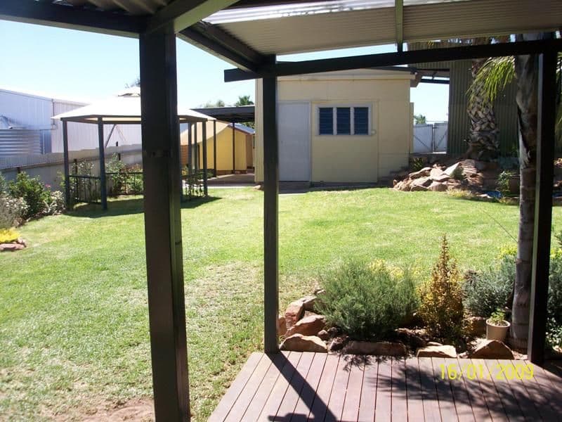 17 Park Street, PARKES NSW 2870, Parkes - Thumbnail 7
