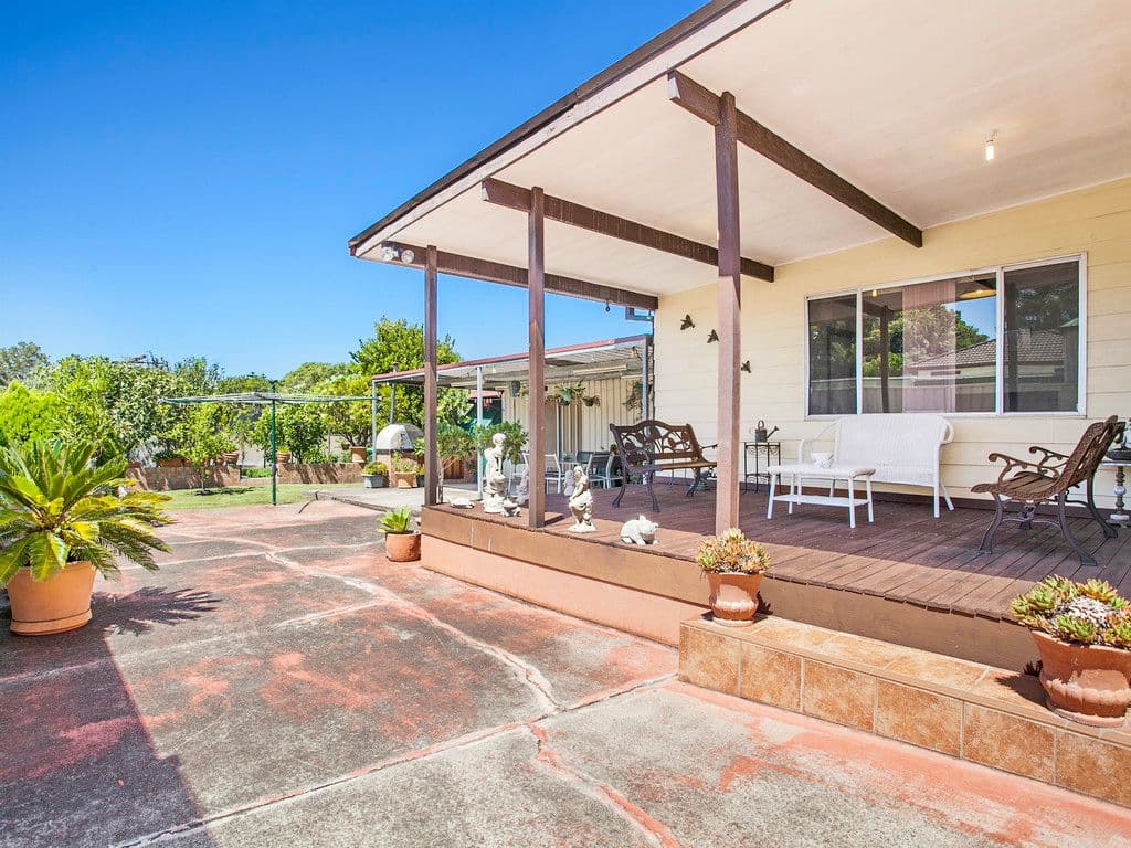 115 Pioneer Road, East Corrimal - Thumbnail 2