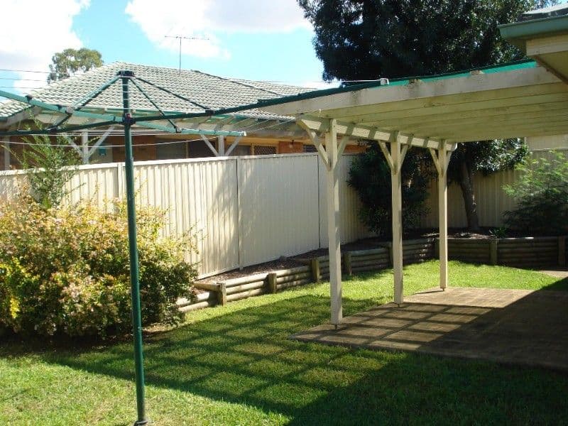 21 Barrington Crescent, HOLSWORTHY NSW 2173, Holsworthy - Thumbnail 2