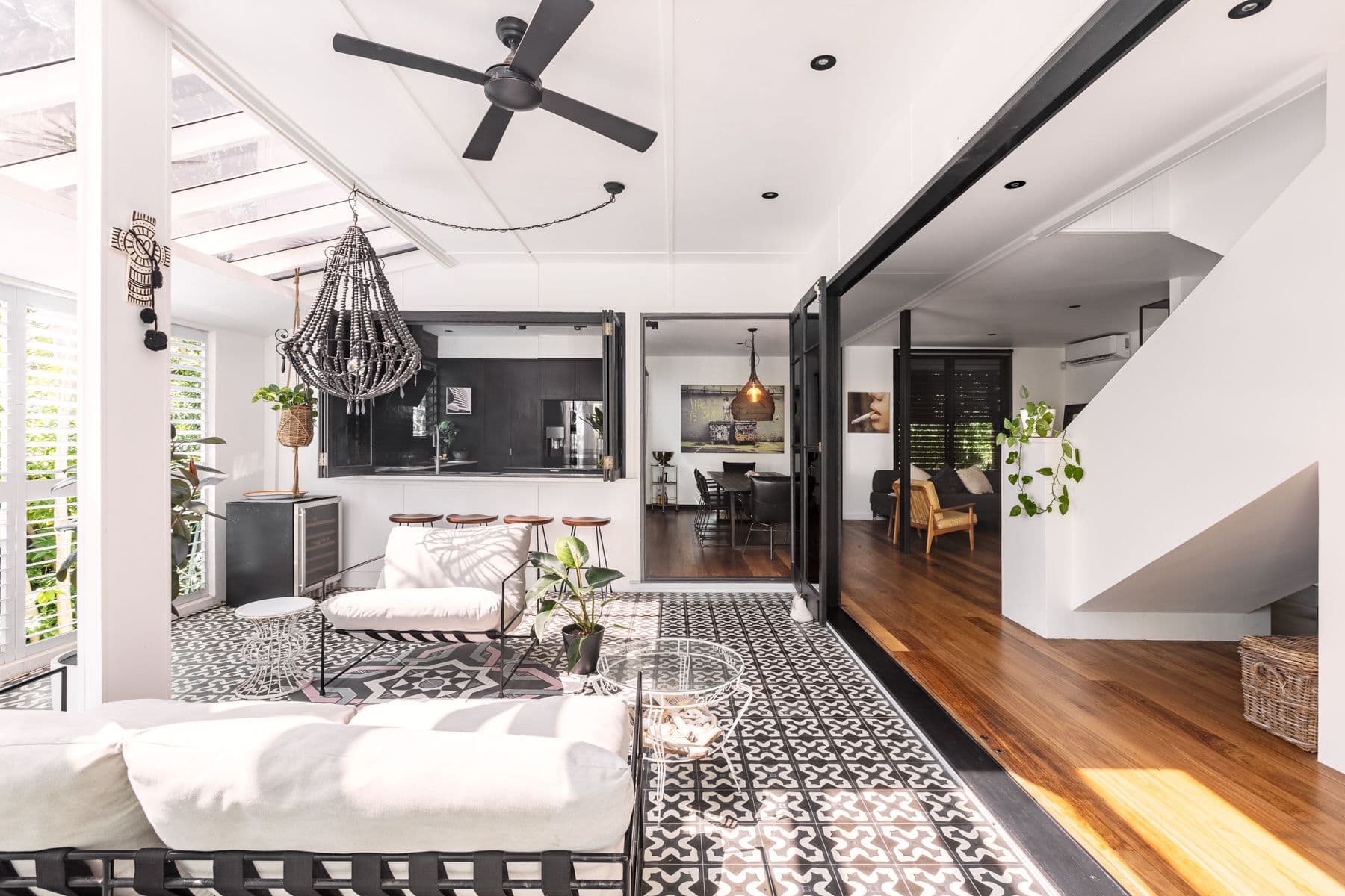 22 Francis Street, Mermaid Beach QLD 4218, Mermaid Beach - Thumbnail 3