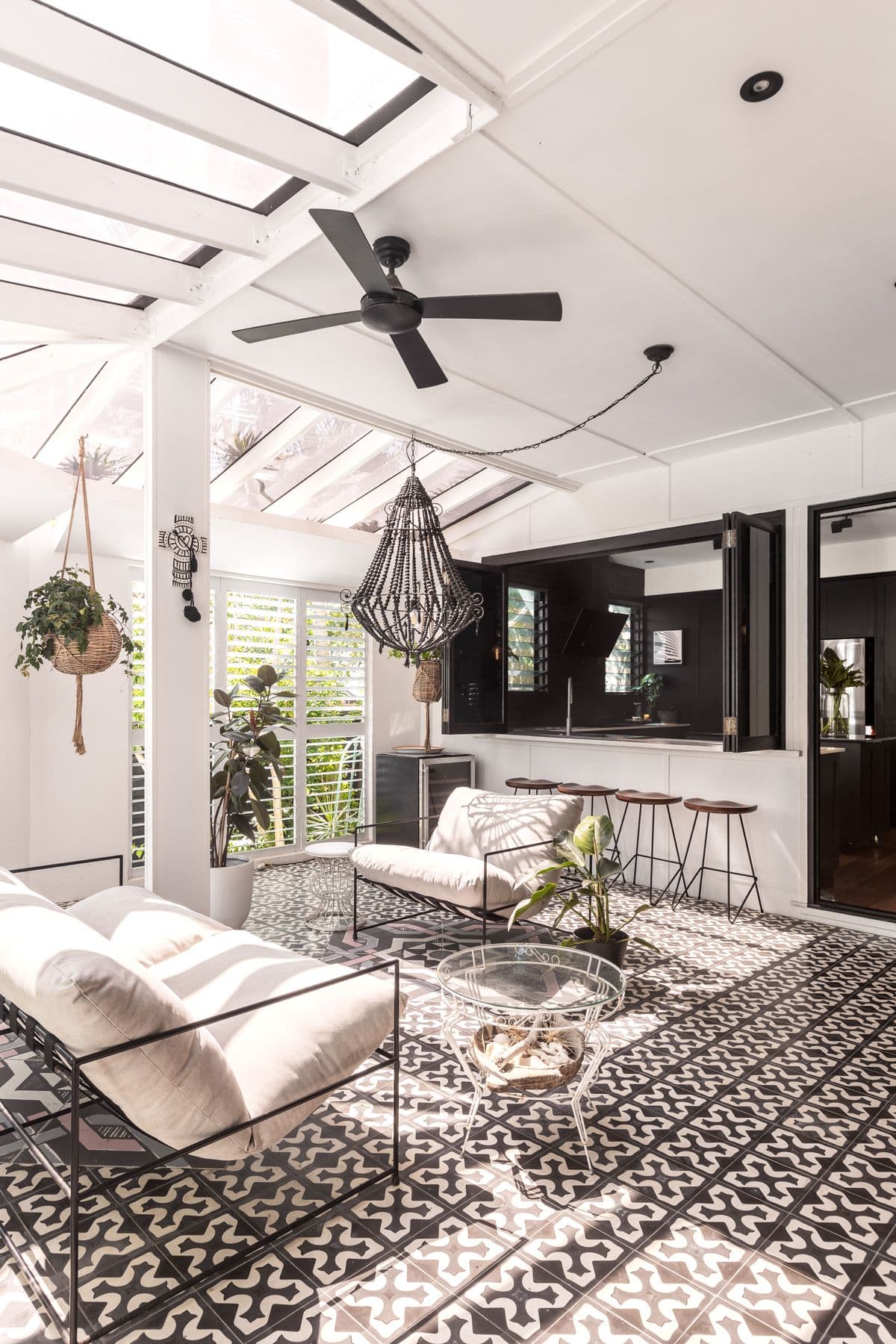 22 Francis Street, Mermaid Beach QLD 4218, Mermaid Beach - Thumbnail 5