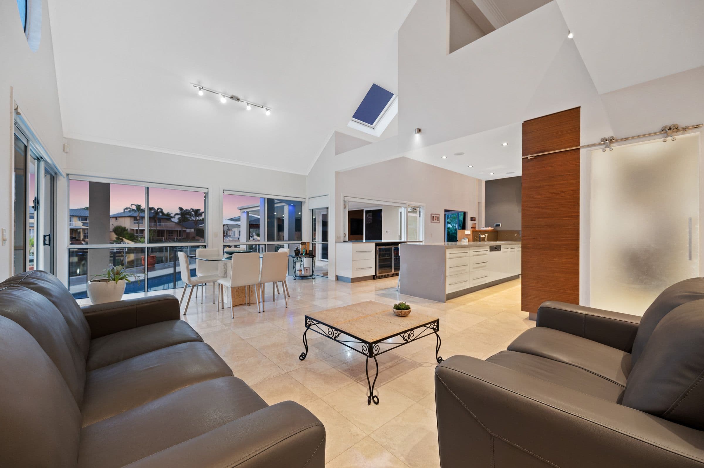 126 Pebble Beach Drive, Runaway Bay QLD 4216, Runaway Bay - Thumbnail 5