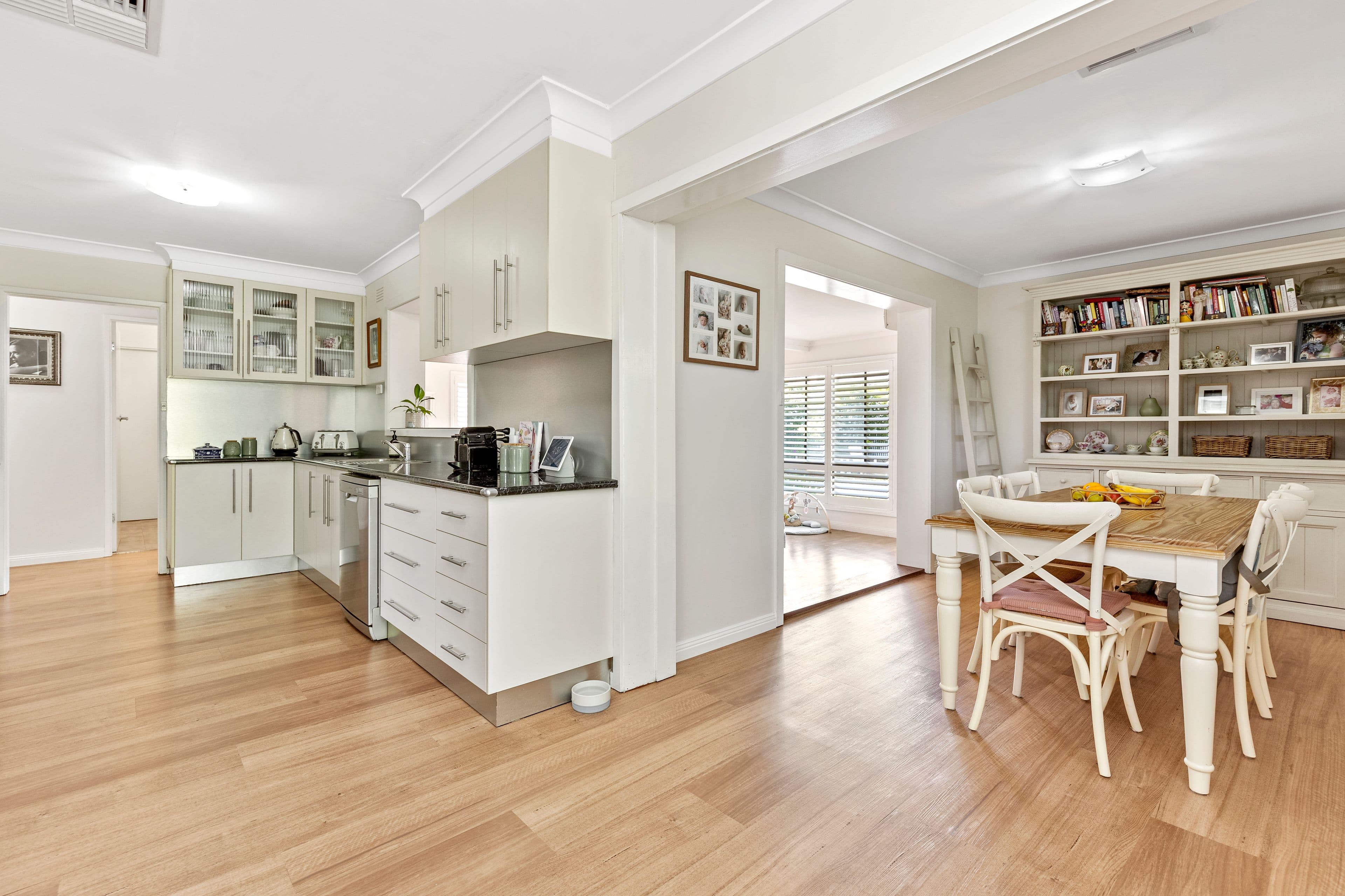 23 Cooinbil Crescent, Kooringal NSW 2650, Kooringal - Thumbnail 4