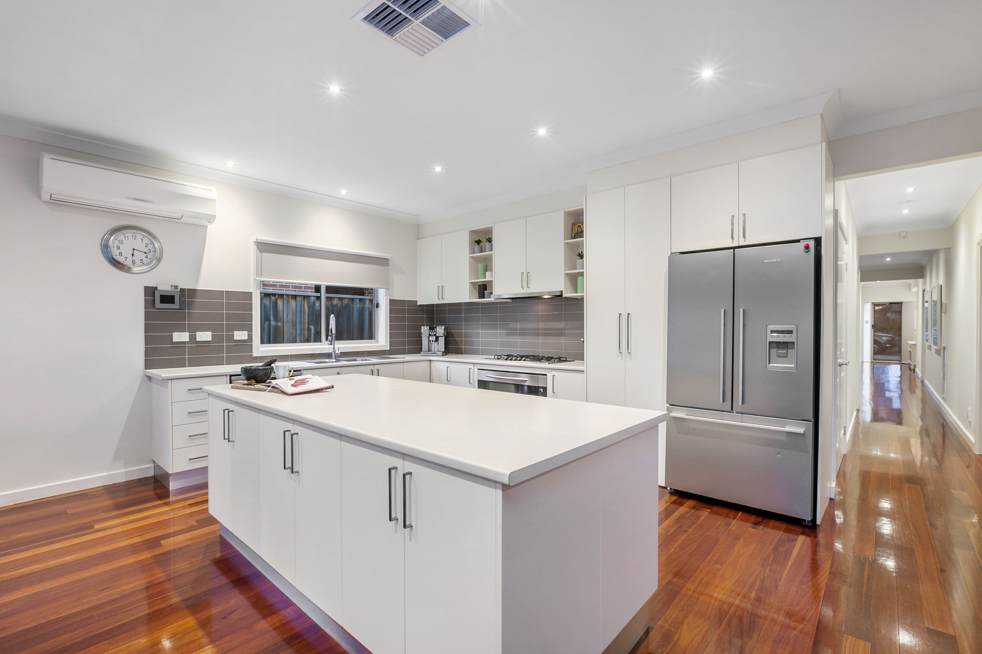 9 Osprey Views, South Morang VIC 3752, South Morang - Thumbnail 2