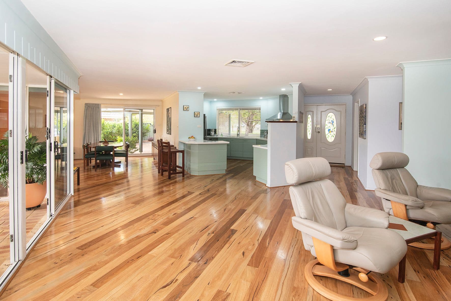 9 Kingfisher Boulevard, West Busselton WA 6280, West Busselton - Thumbnail 6