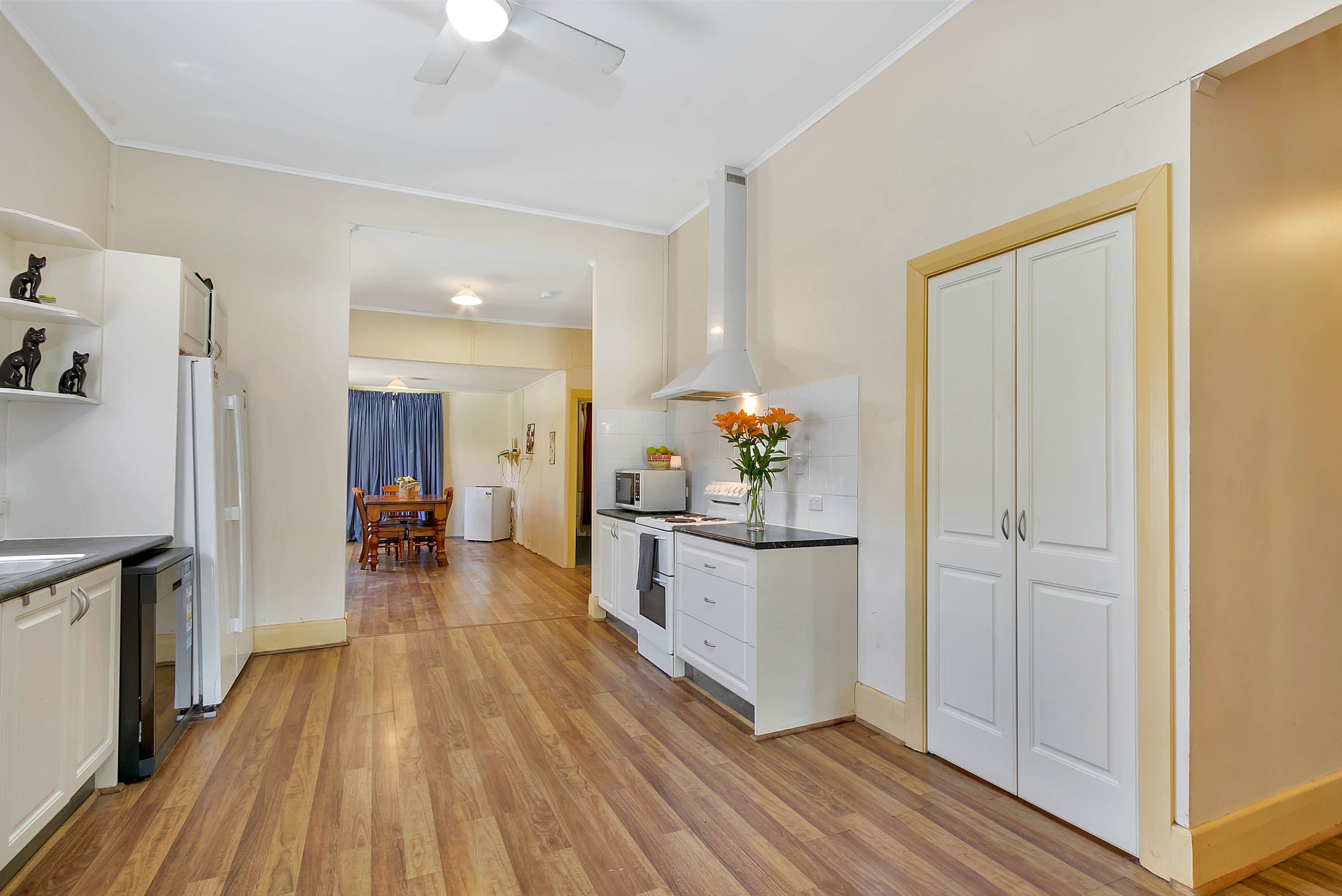10 Barossa Valley Way, Lyndoch SA 5351, Lyndoch - Thumbnail 6