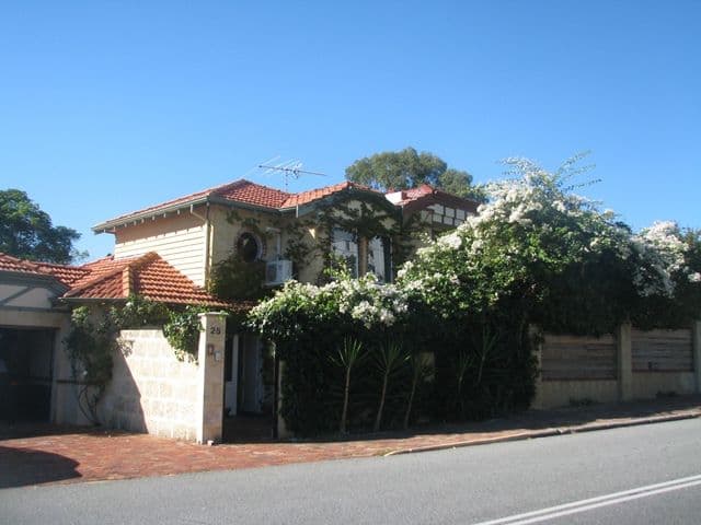 25 Barnfield Road, CLAREMONT WA 6010, Claremont - Thumbnail 2