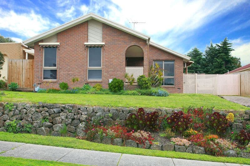 19 Denton Drive, ENDEAVOUR HILLS VIC 3802, Endeavour Hills - Image 1