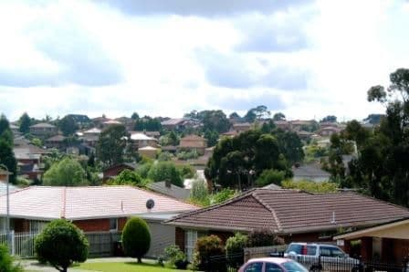 19 Denton Drive, ENDEAVOUR HILLS VIC 3802, Endeavour Hills - Thumbnail 3