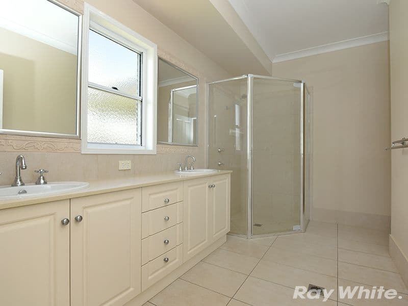 18 Bass Street, Cabarlah QLD 4352, Cabarlah - Thumbnail 7