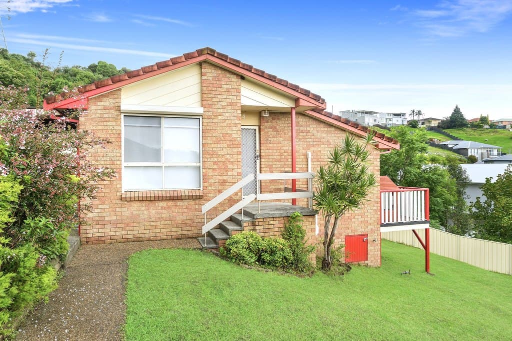 33 Pennant Crescent, Berkeley - Image 1