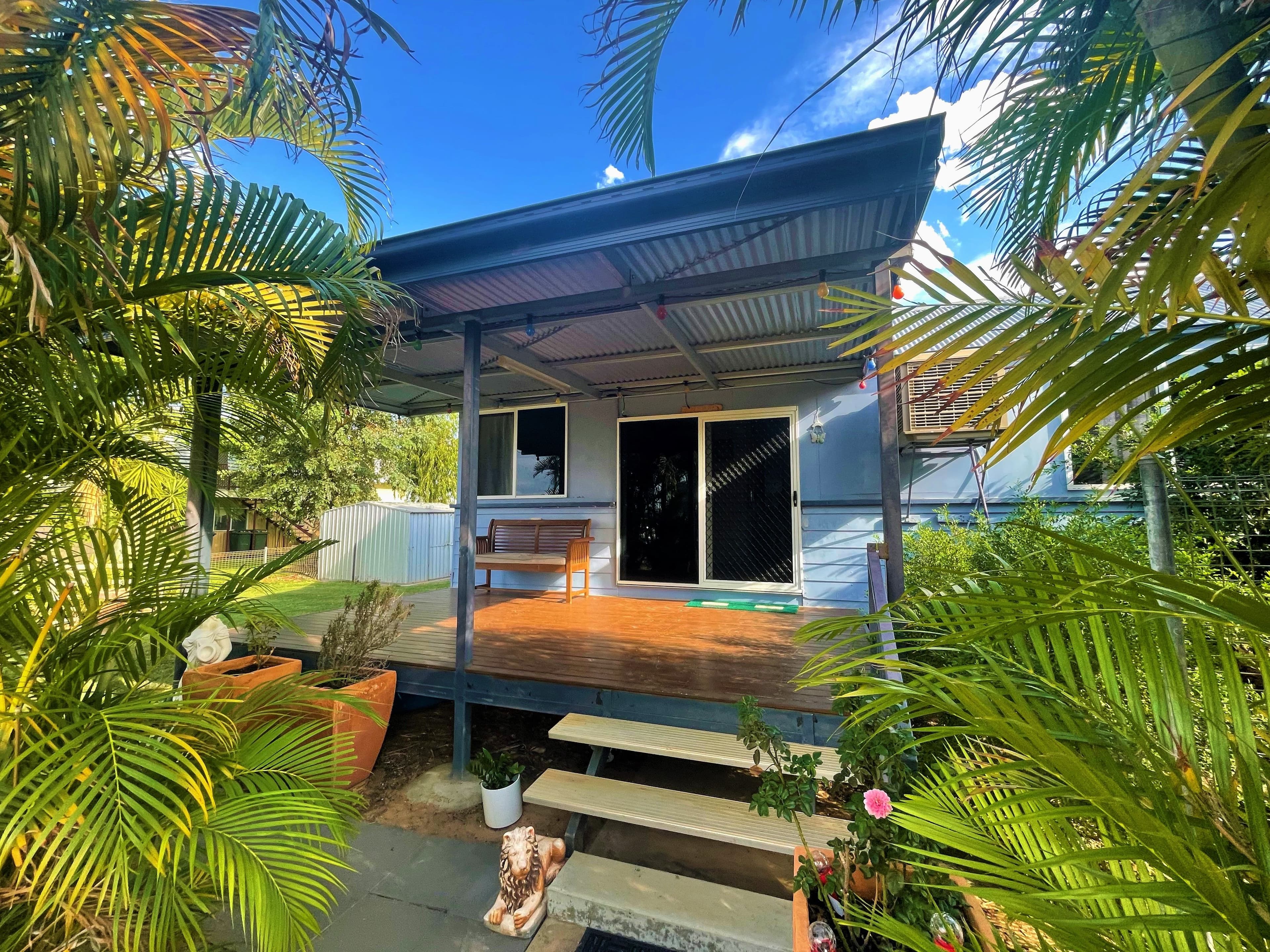 5 Cypress Street, Barcaldine QLD 4725, Barcaldine - Thumbnail 2