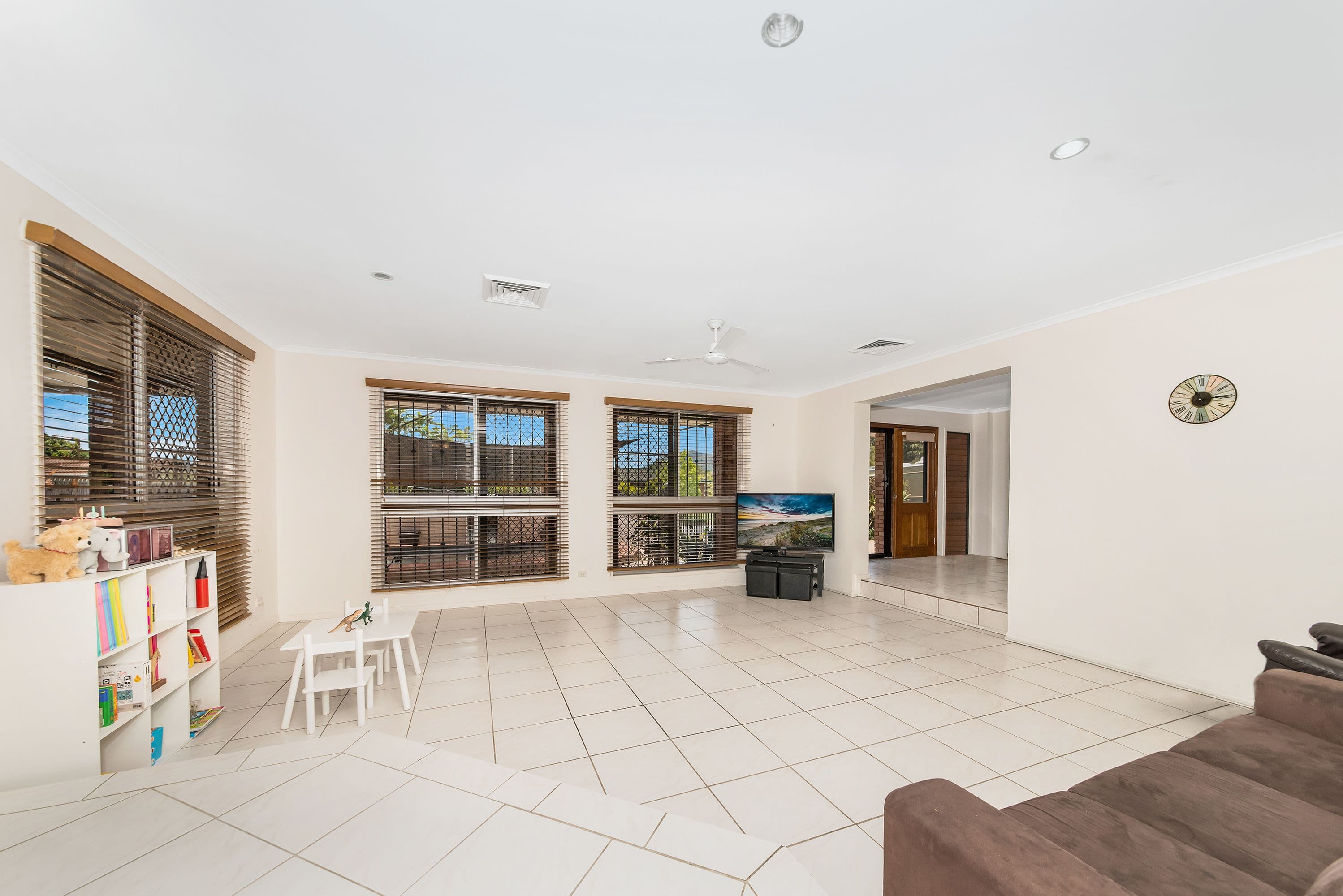 19 Garden Grove Crescent, Kirwan QLD 4817, Kirwan - Thumbnail 3