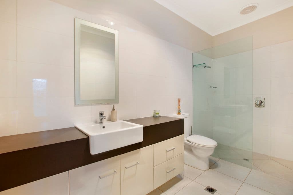 6 Syracuse Street, Redland Bay QLD 4165, Redland Bay - Thumbnail 6