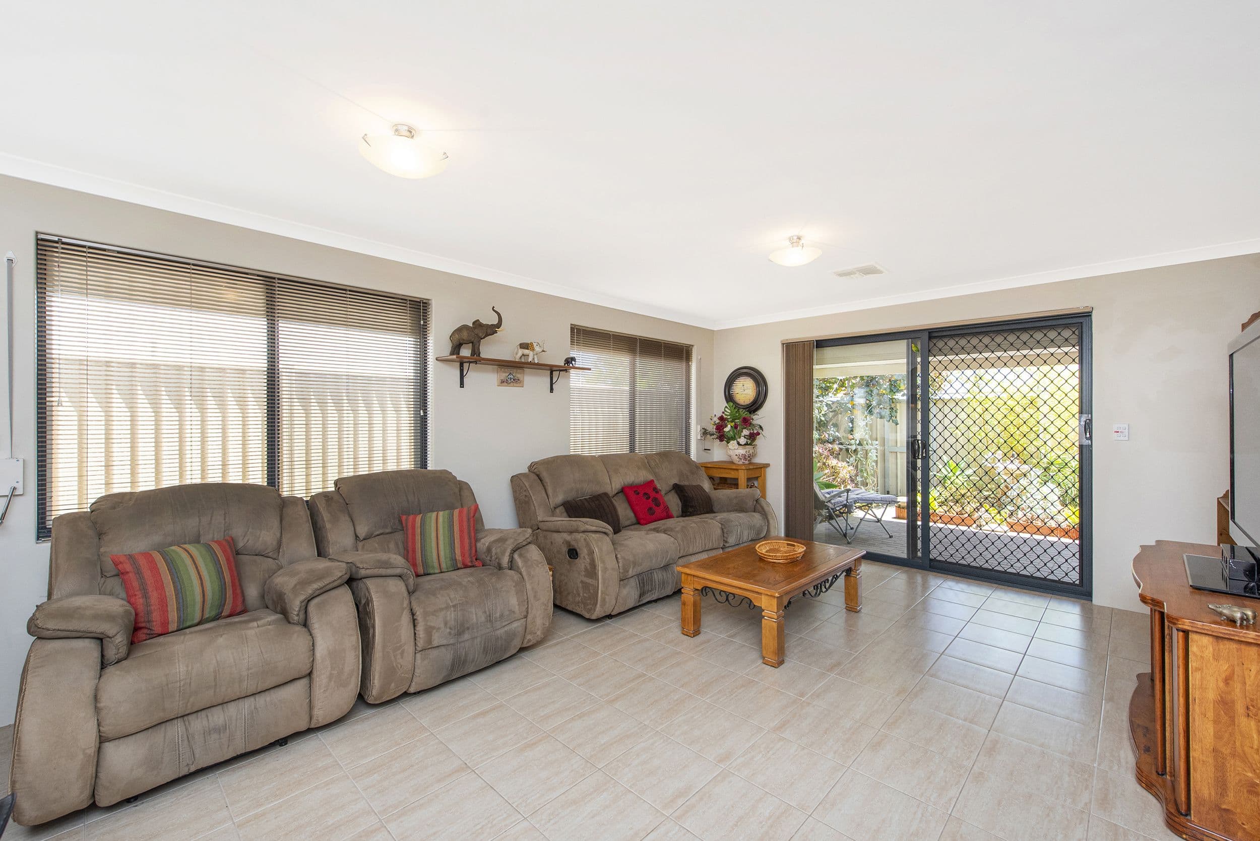 40 Wallaby Parade, Baldivis WA 6171, Baldivis - Thumbnail 2
