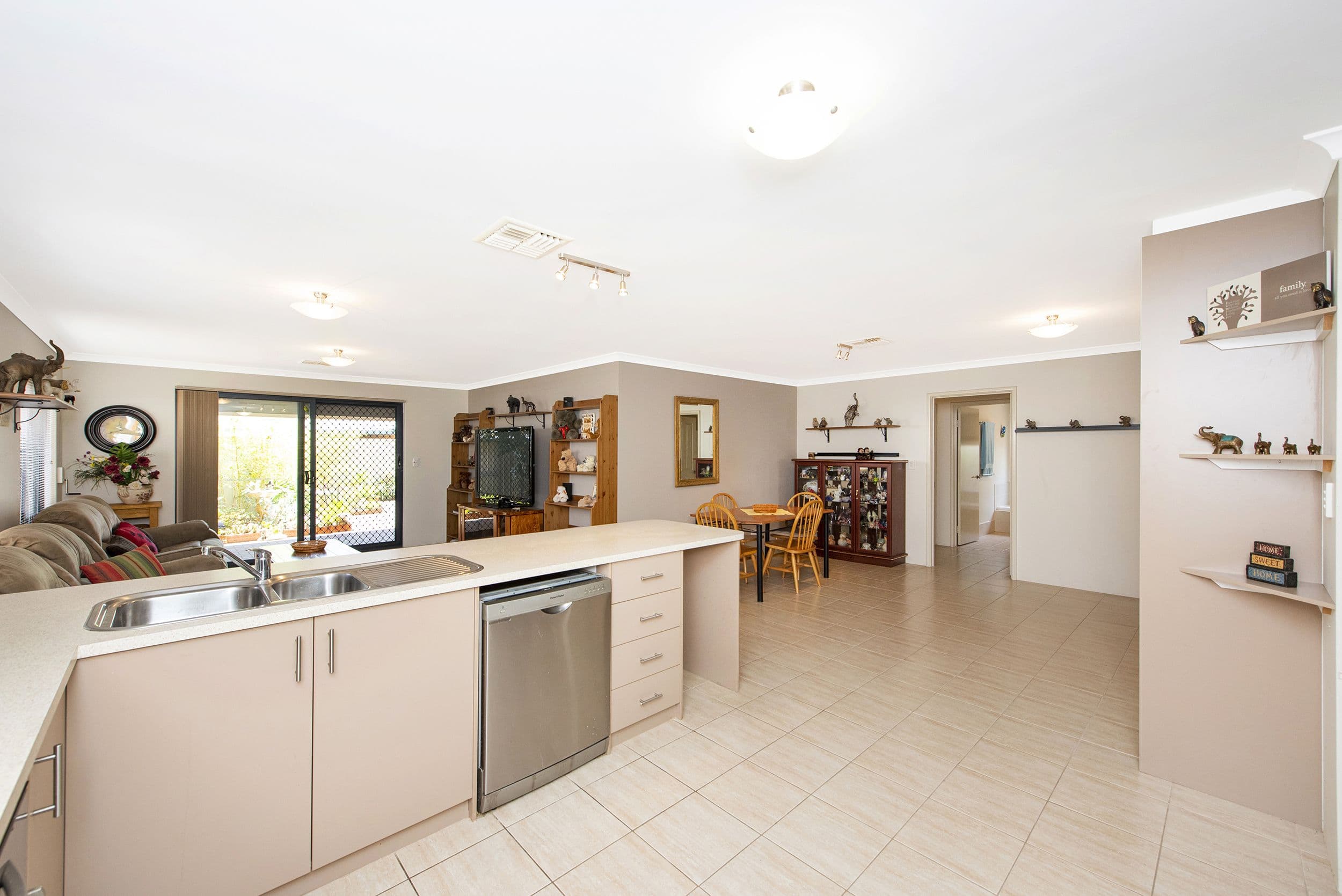 40 Wallaby Parade, Baldivis WA 6171, Baldivis - Thumbnail 7