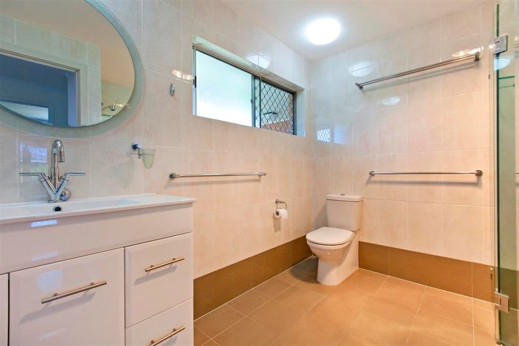 32 Fullerton Street, BIRKDALE QLD 4159, Birkdale - Thumbnail 8