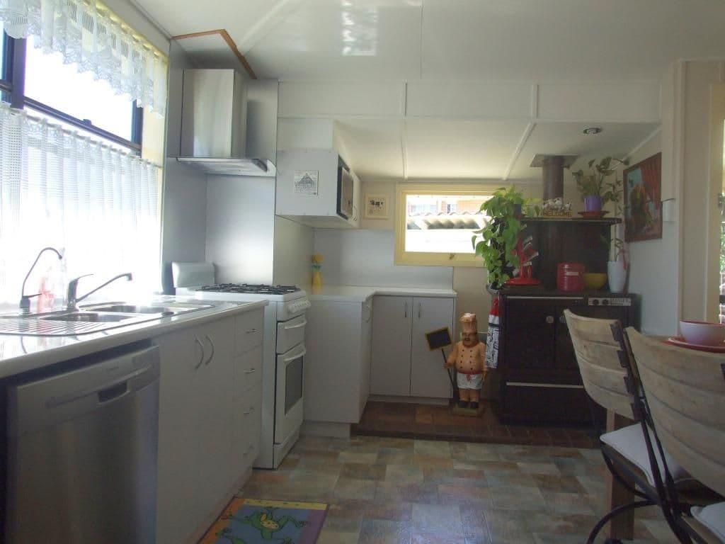 7 Nolan Street, CROWS NEST QLD 4355, Crows Nest - Thumbnail 2