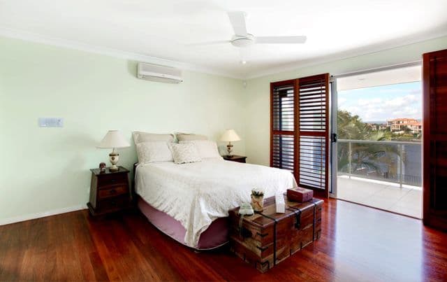 50 Montevideo Drive, CLEAR ISLAND WATERS QLD 4226, Clear Island Waters - Thumbnail 8