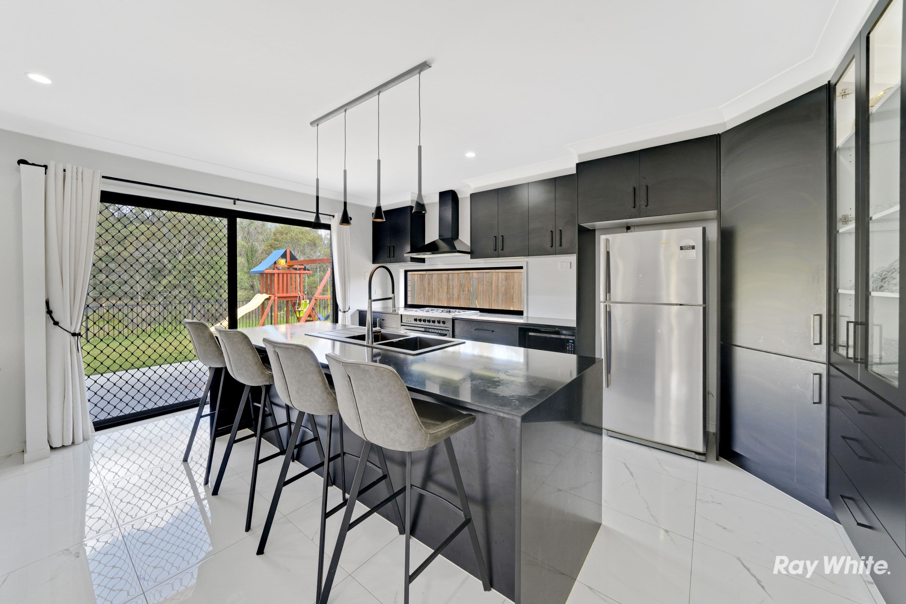 3 Bruce Baker Crescent, Crestmead QLD 4132, Crestmead - Thumbnail 3