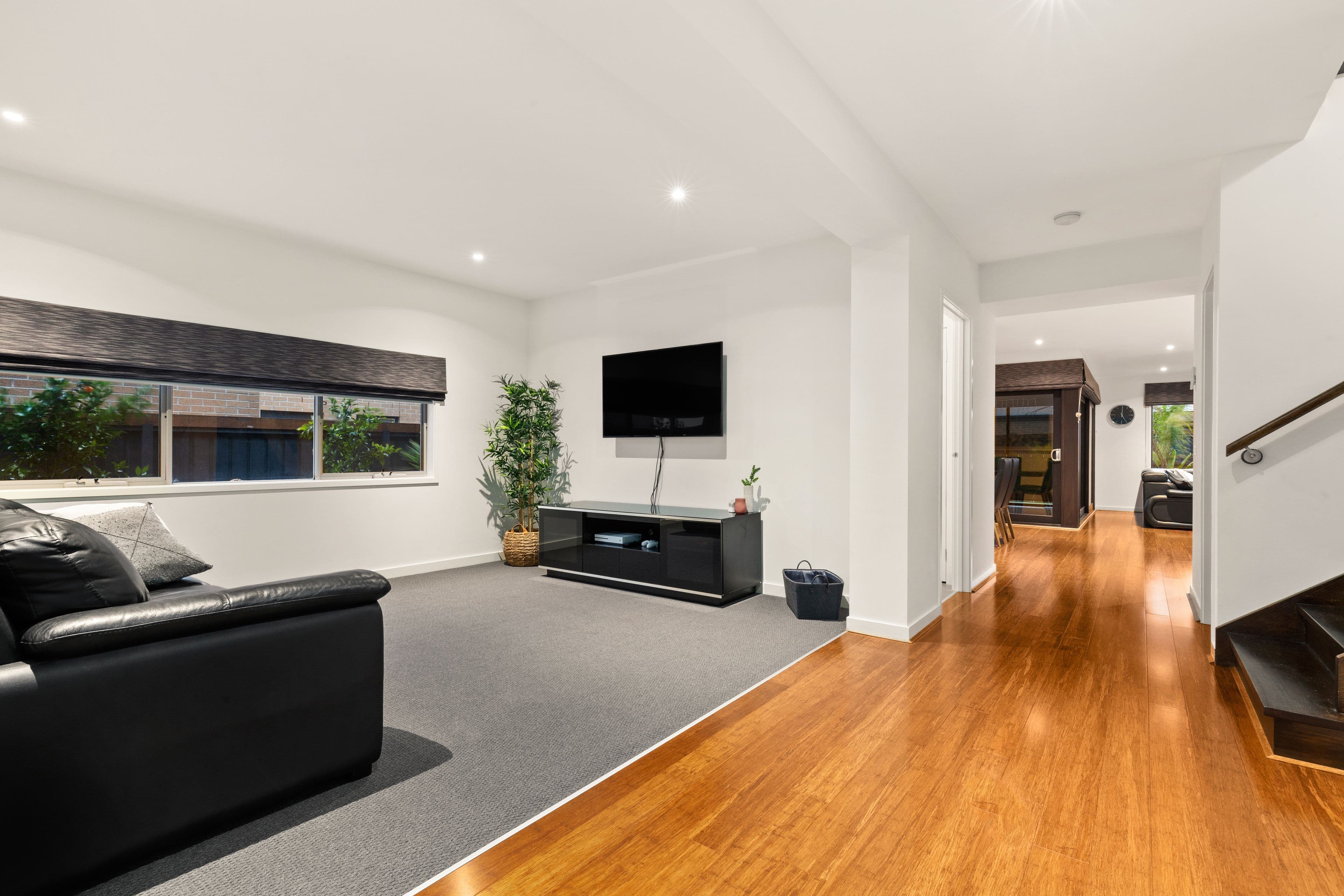 9 Goldsborough Drive, Officer VIC 3809, Officer - Thumbnail 3