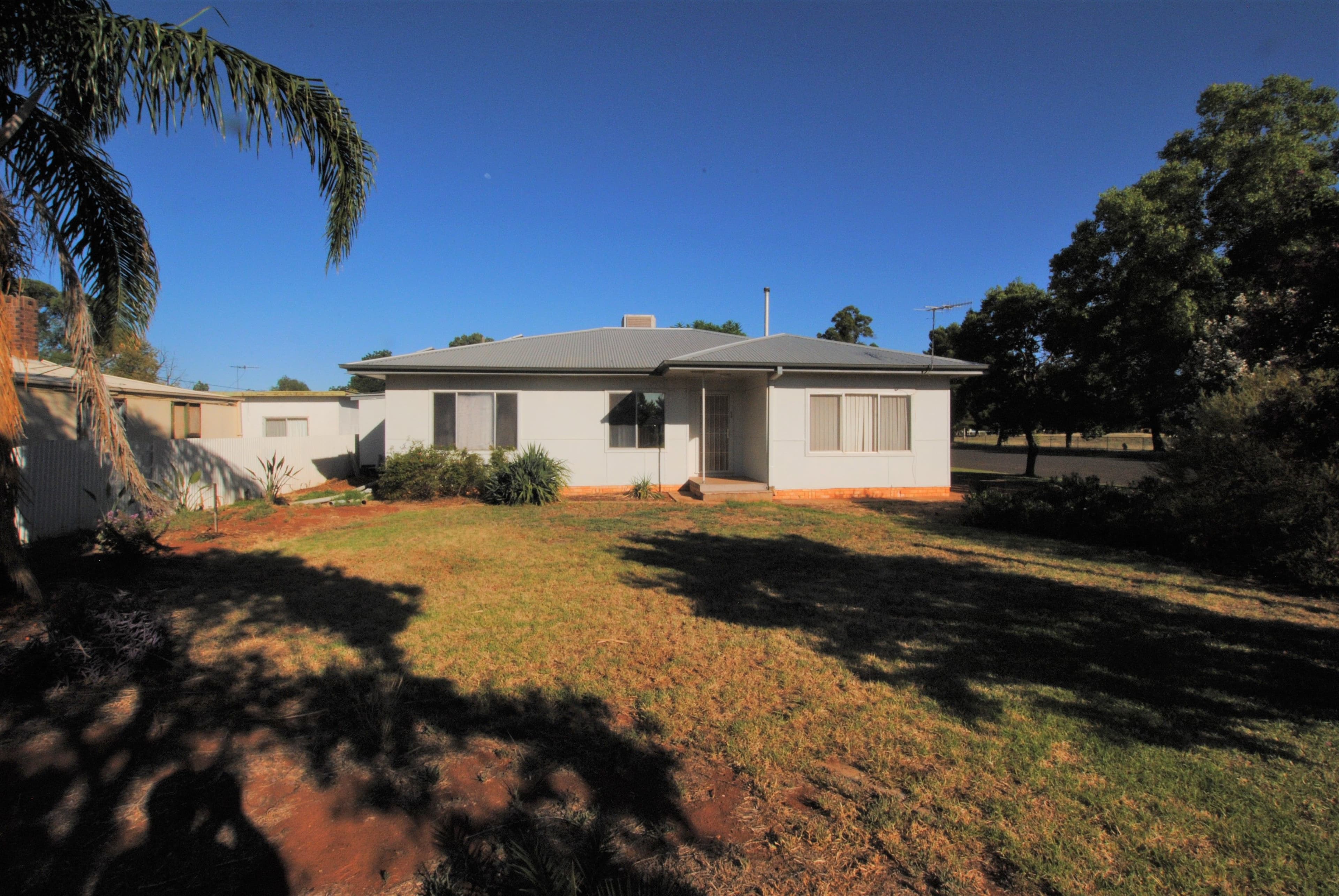 26 Stipa Street, Goolgowi - Thumbnail 2