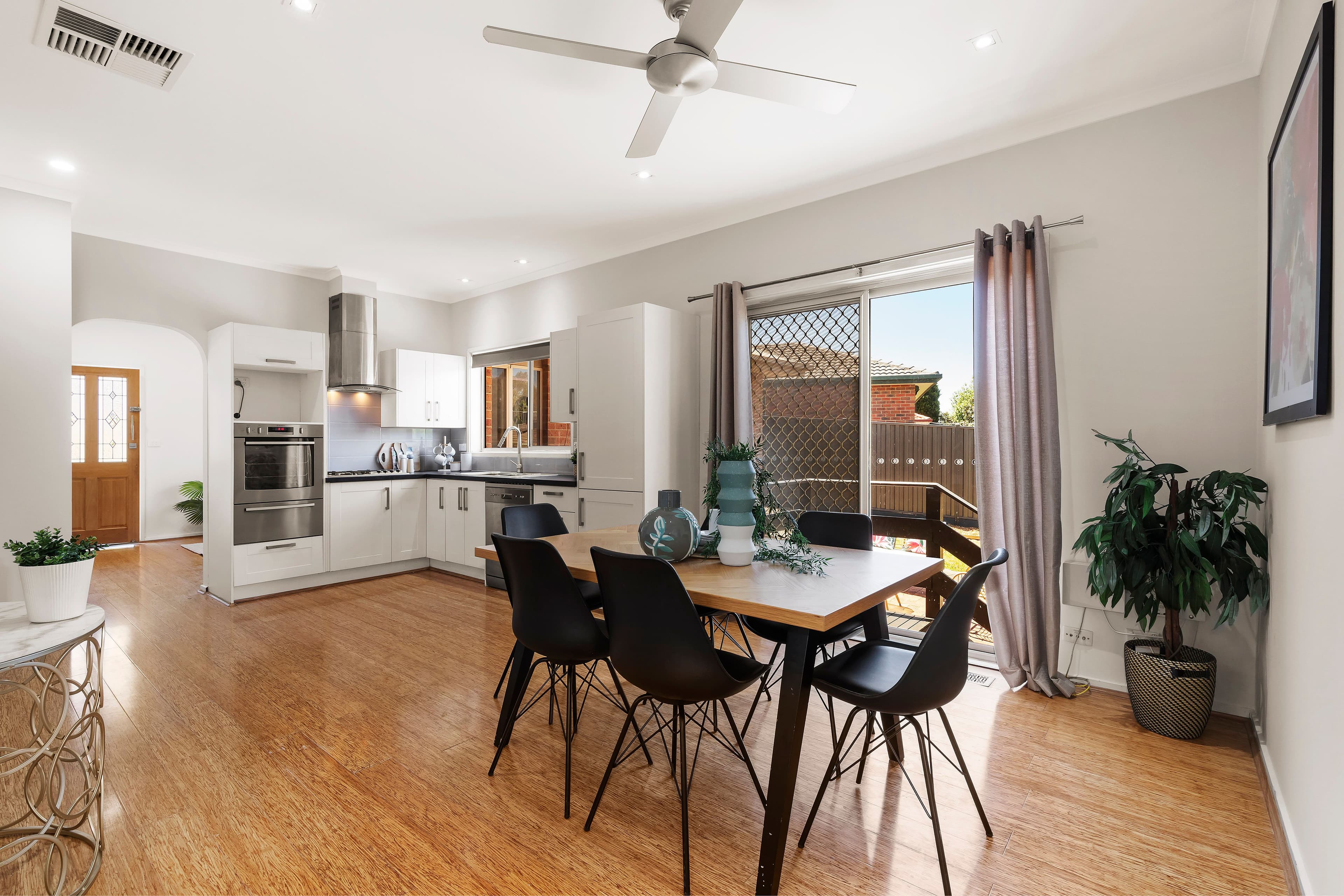 7 Kenthurst Court, Mill Park VIC 3082, Mill Park - Thumbnail 4