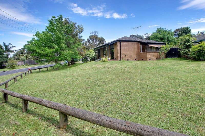 36 Tallis Drive, MORNINGTON VIC 3931, Mornington - Thumbnail 2