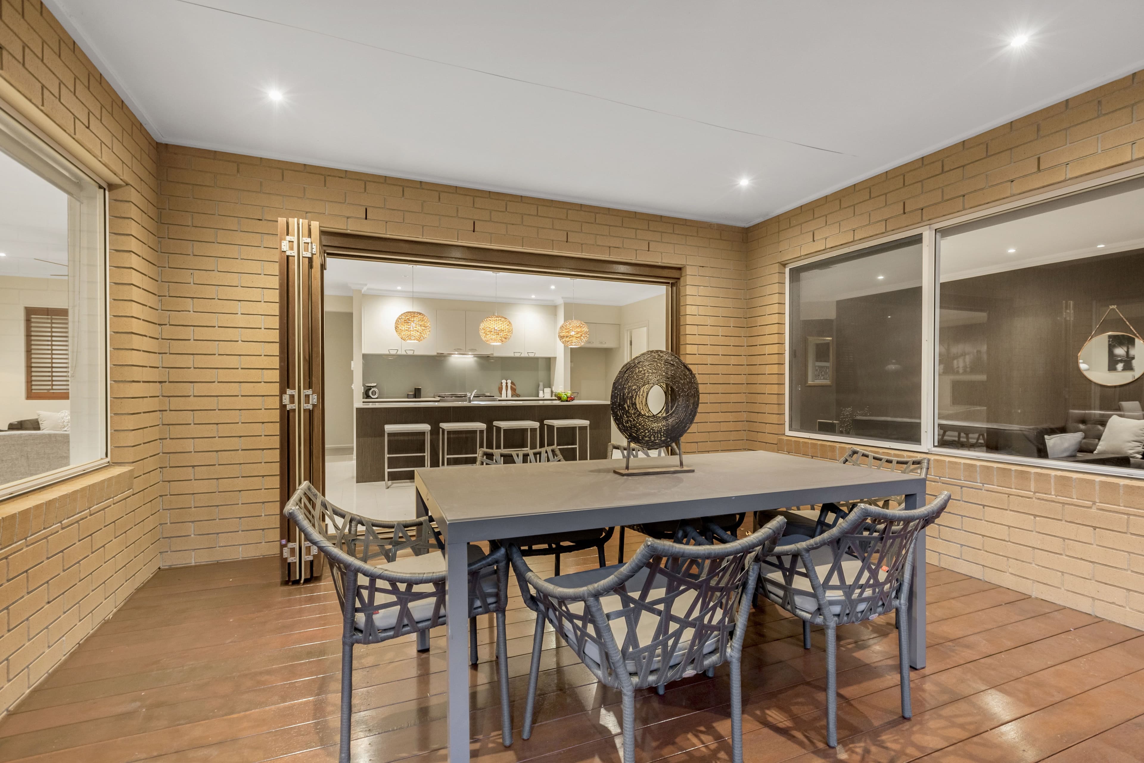 6 Graffs Avenue, Doreen VIC 3754, Doreen - Thumbnail 3