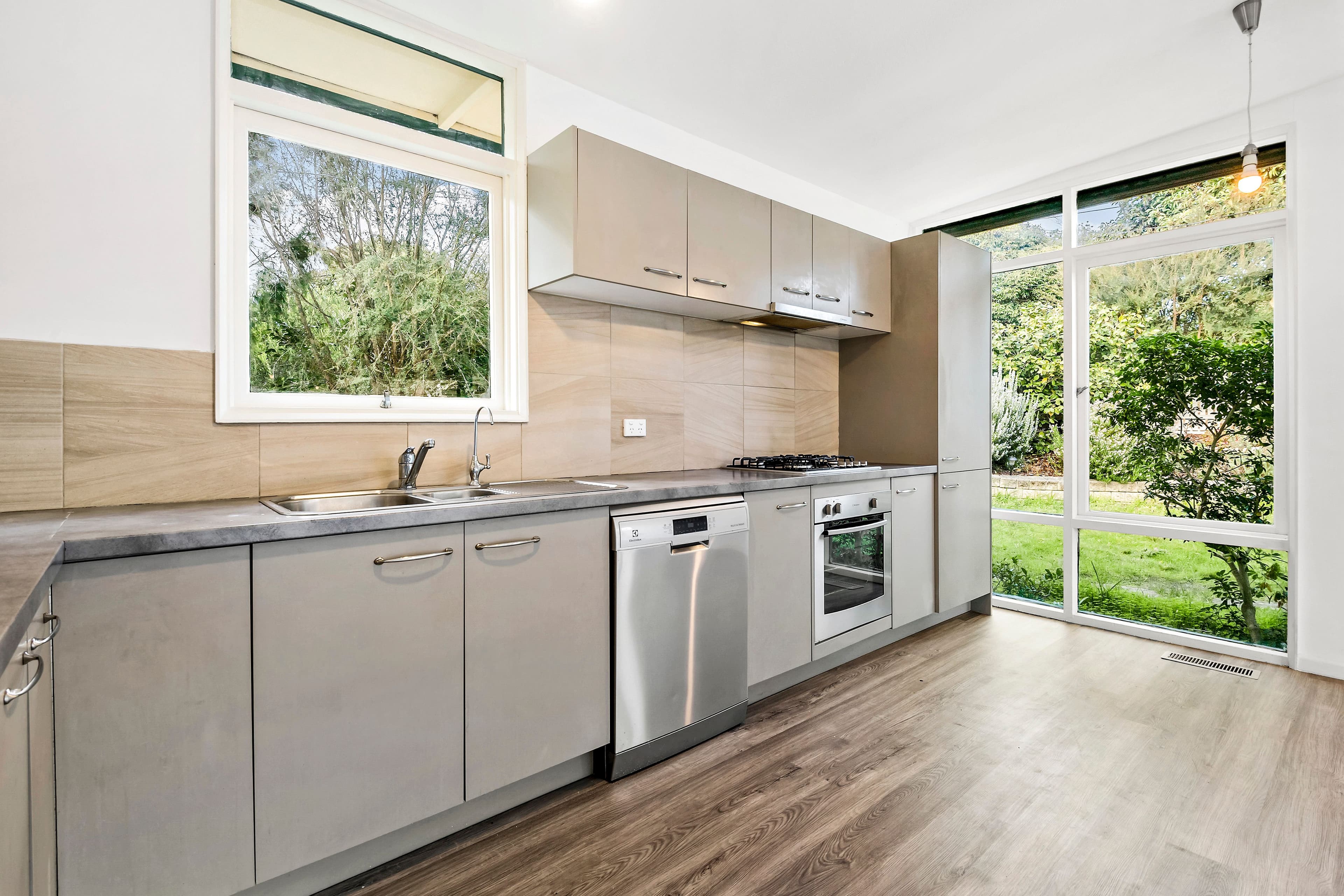 1 Kanya Court, Frankston VIC 3199, Frankston - Thumbnail 3