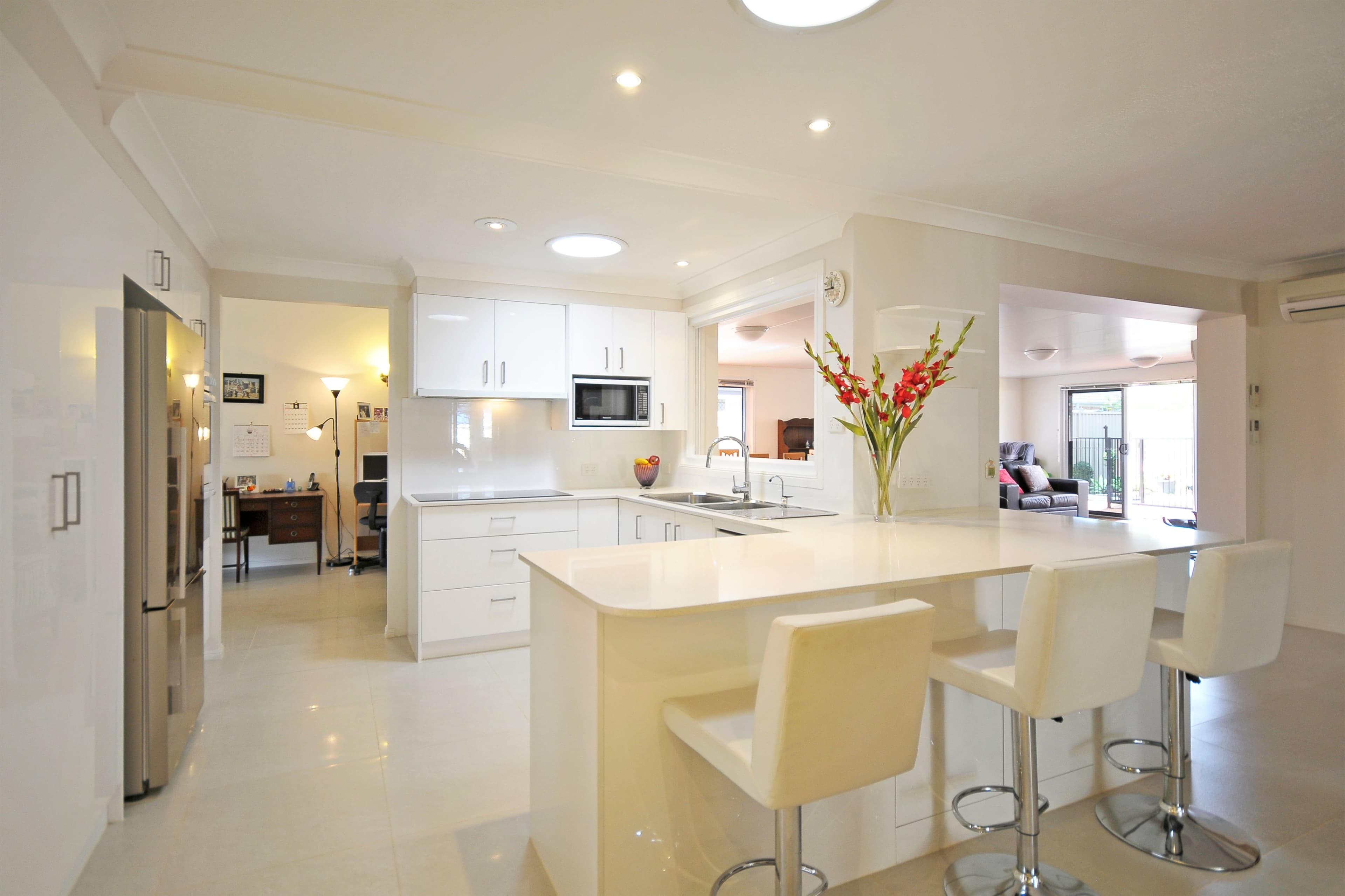 33 Newport Drive, Robina QLD 4226, Robina - Thumbnail 3