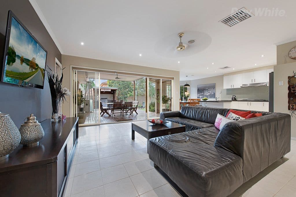 11 Manhatten Terrace, Rowville VIC 3178, Rowville - Thumbnail 4