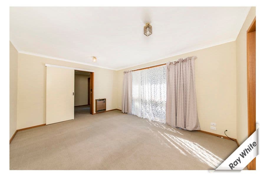 107 Castleton Crescent, GOWRIE ACT 2904, Gowrie - Thumbnail 3