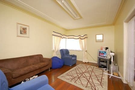 19 Sydney Avenue, CAMP HILL QLD 4152, Camp Hill - Thumbnail 5