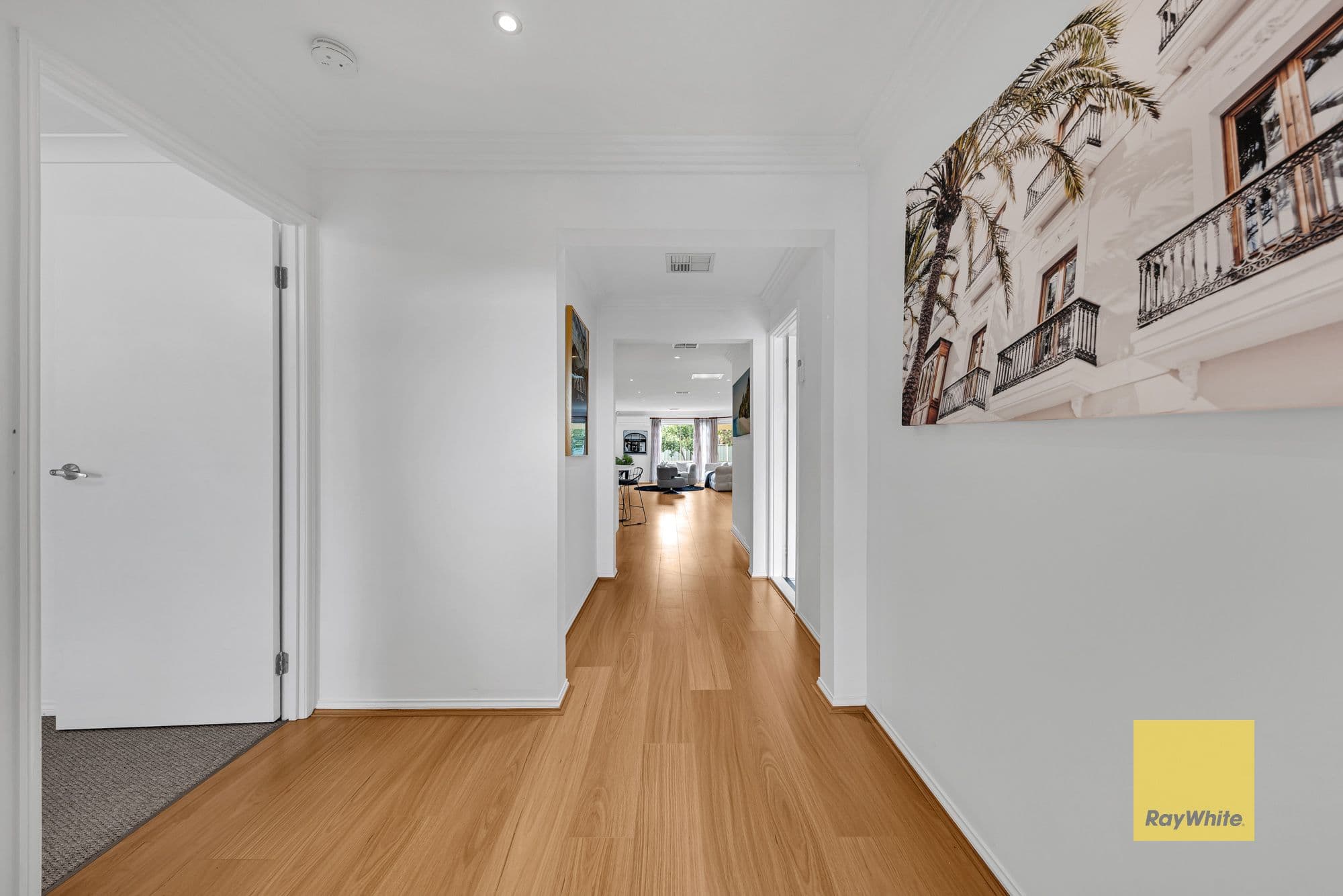 68 Dalkeith Drive, Point Cook VIC 3030, Point Cook - Thumbnail 2