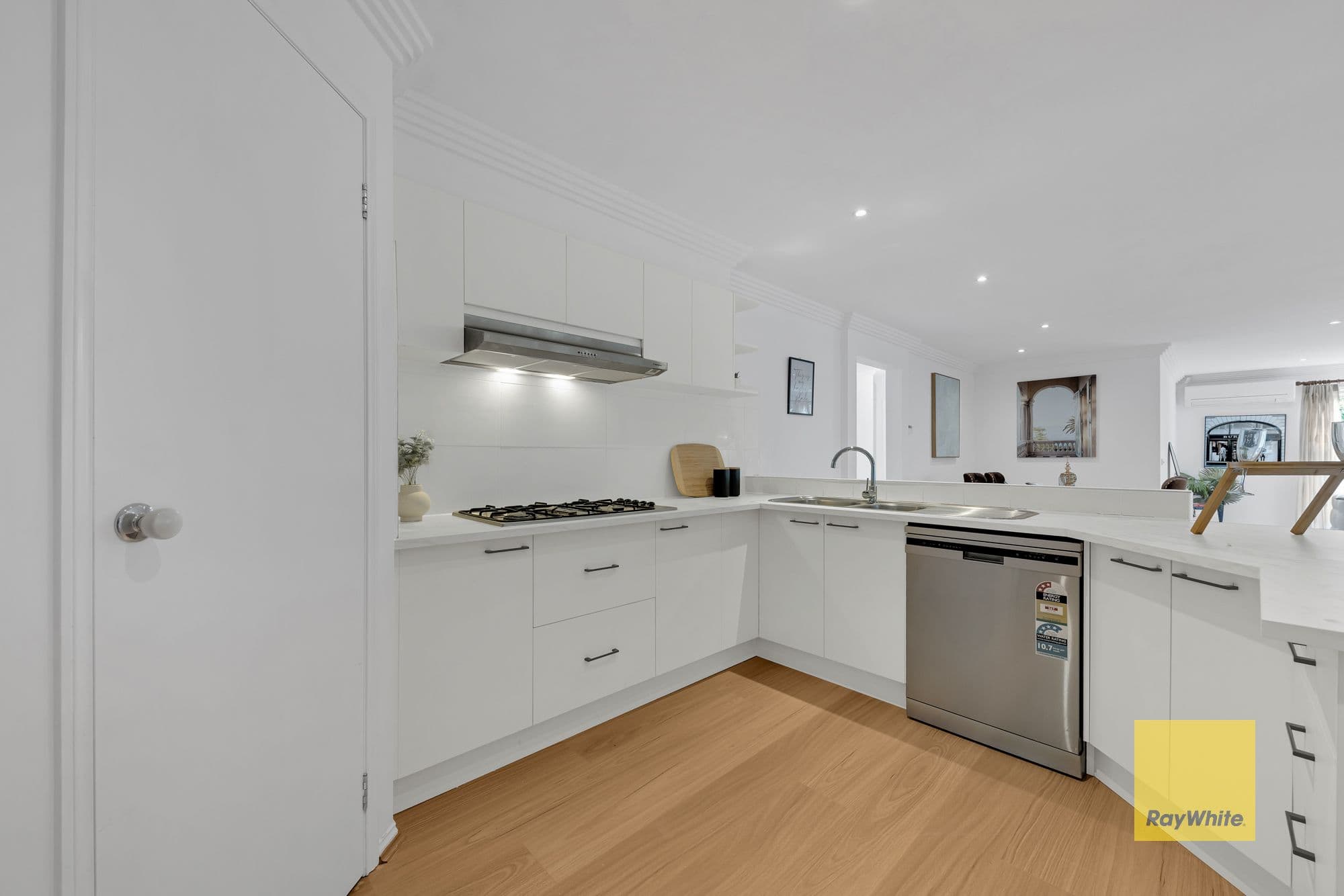 68 Dalkeith Drive, Point Cook VIC 3030, Point Cook - Thumbnail 7