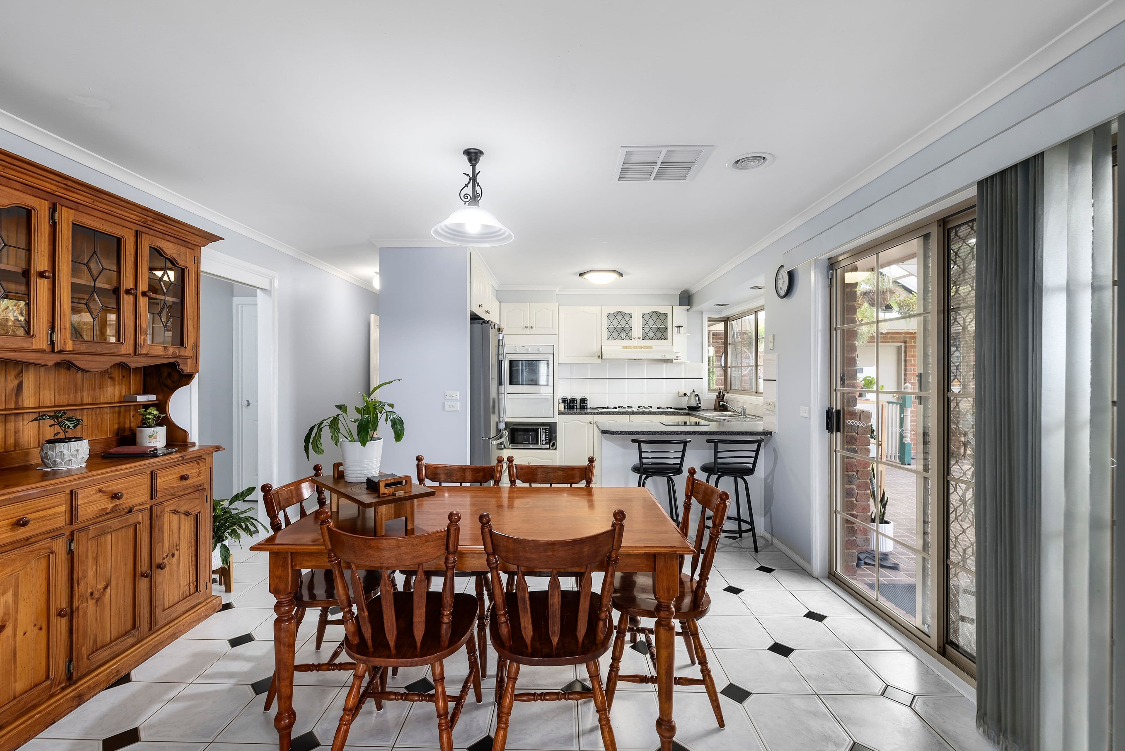 9 Bates Court, Sunbury VIC 3429, Sunbury - Thumbnail 5