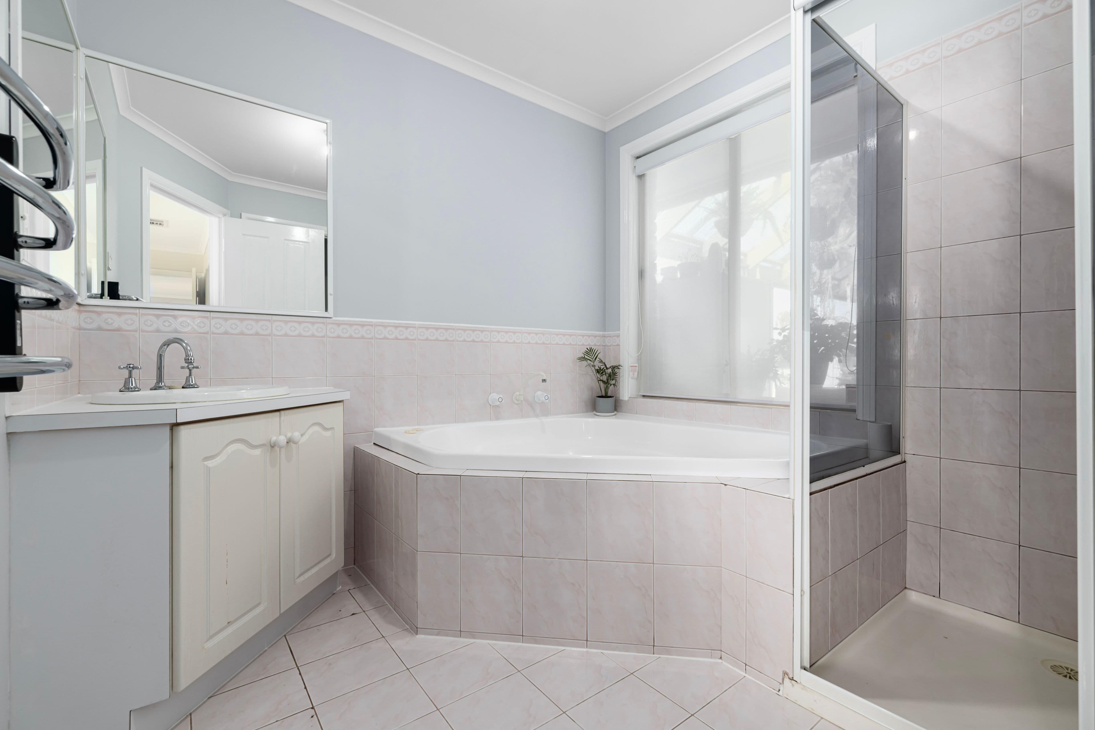 9 Bates Court, Sunbury VIC 3429, Sunbury - Thumbnail 8