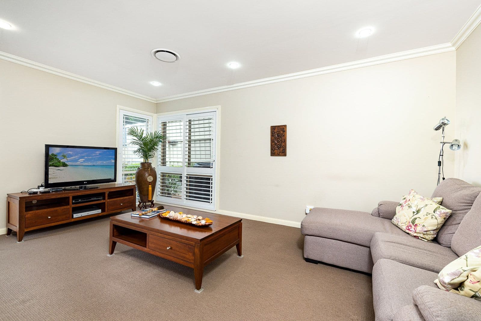 10 Finch Place, Castle Hill NSW 2154, Castle Hill - Thumbnail 2