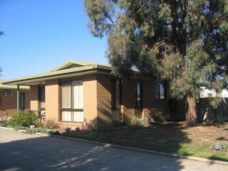 34 Oak Street, SEYMOUR VIC 3660, Seymour - Image 1