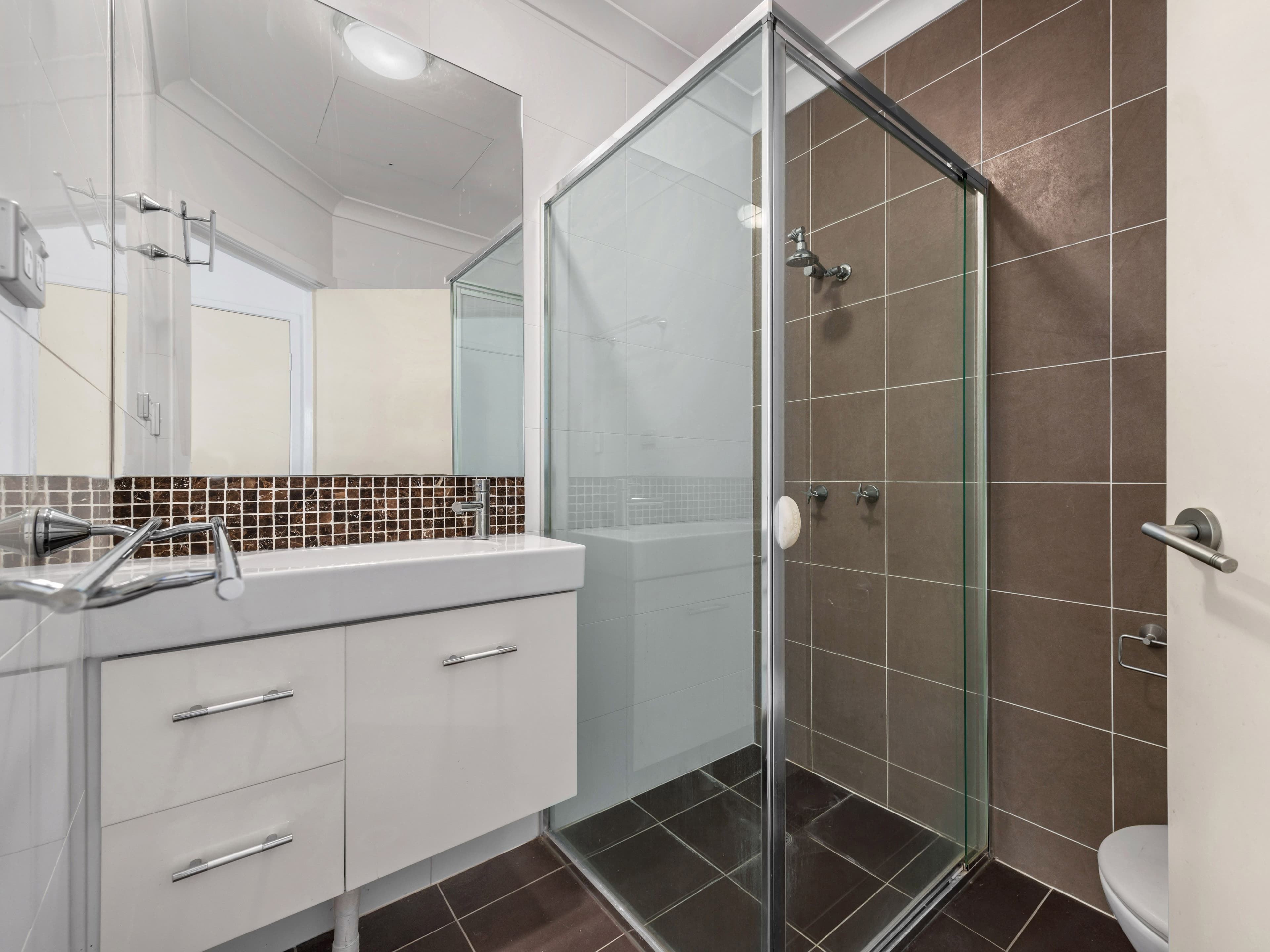75 Riding Road, Hawthorne QLD 4171, Morningside - Thumbnail 8